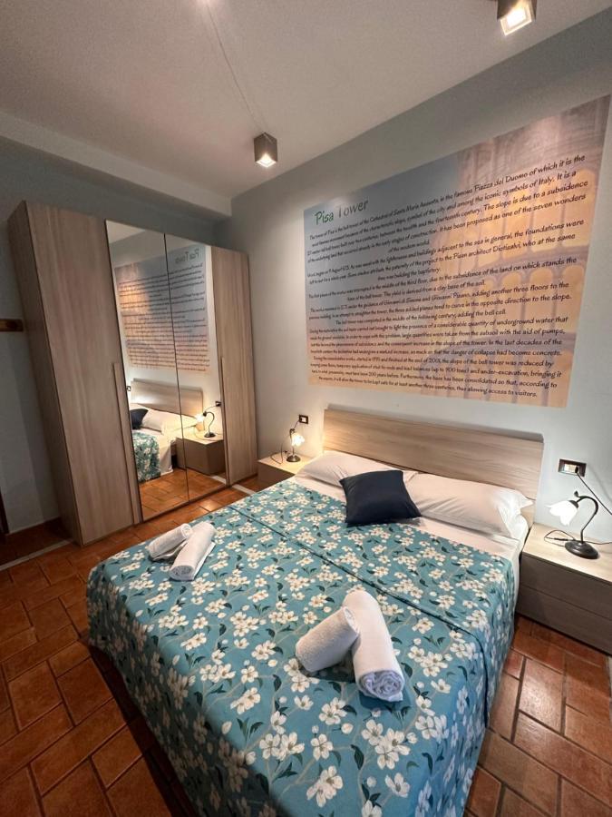 Five Keys Hotel Pisa Bagian luar foto