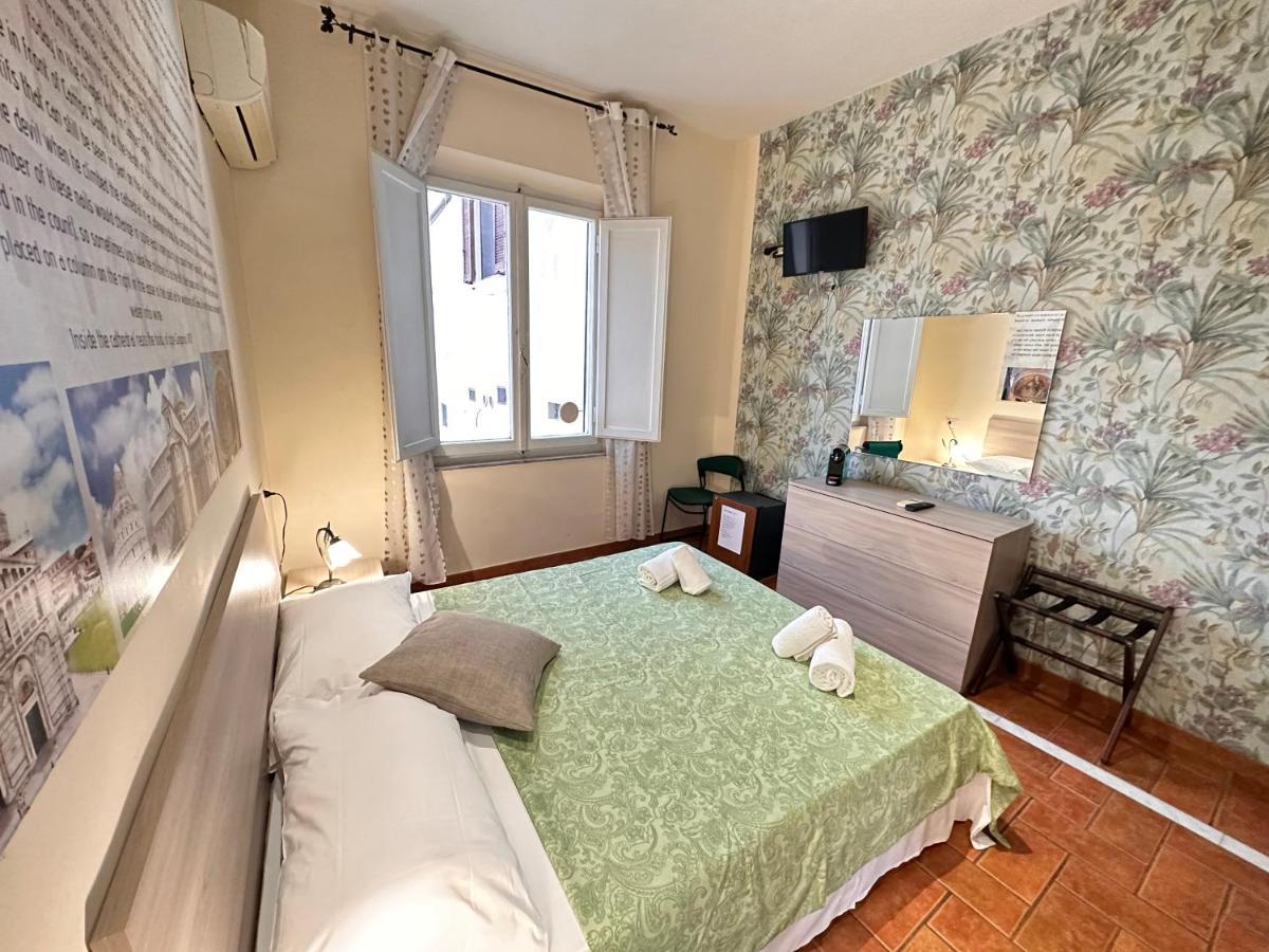 Five Keys Hotel Pisa Bagian luar foto